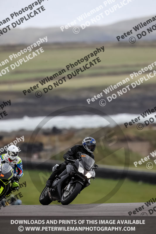 anglesey no limits trackday;anglesey photographs;anglesey trackday photographs;enduro digital images;event digital images;eventdigitalimages;no limits trackdays;peter wileman photography;racing digital images;trac mon;trackday digital images;trackday photos;ty croes